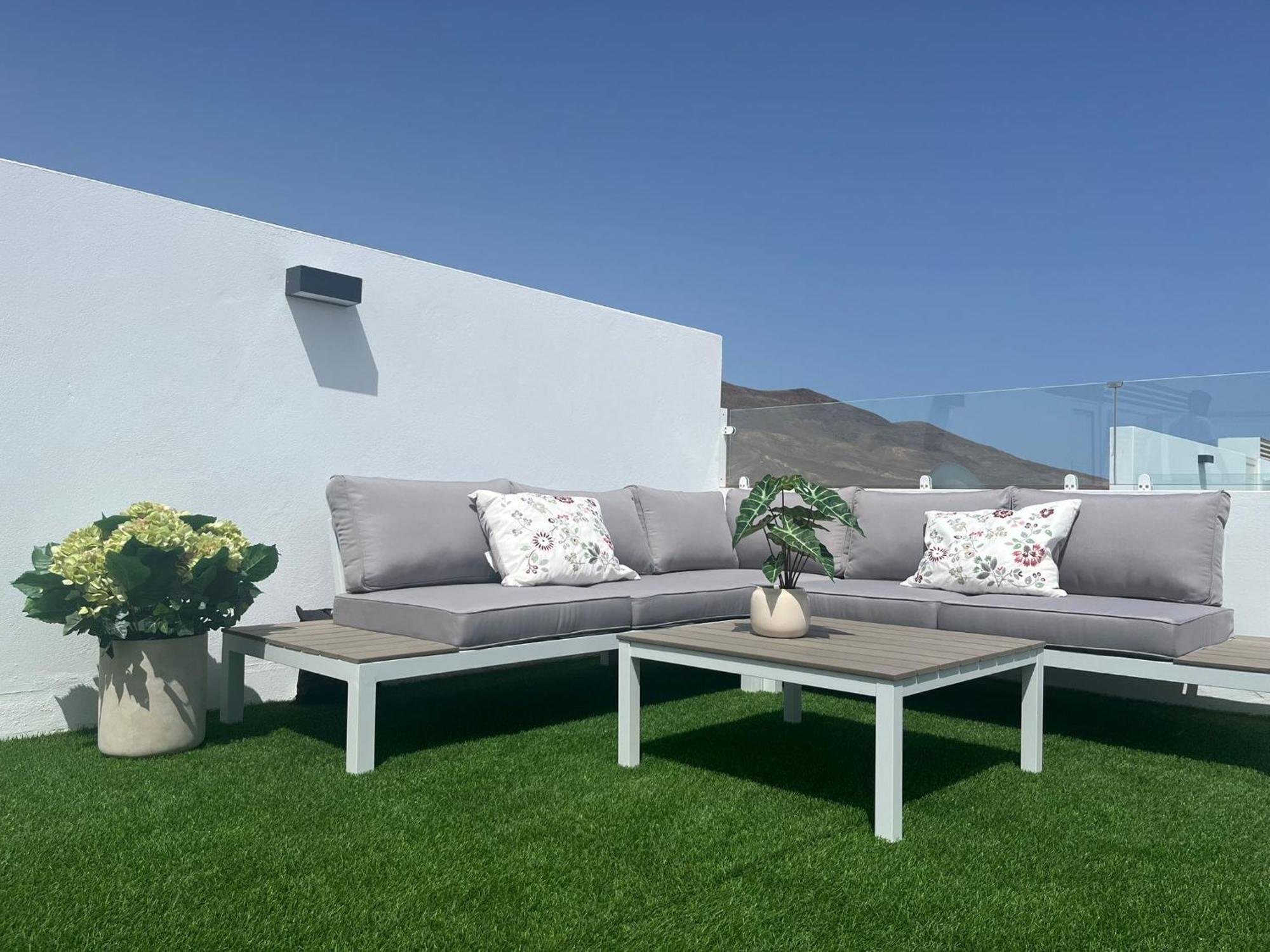 Serena Holiday Homes By Livvo Playa Blanca  Exterior photo