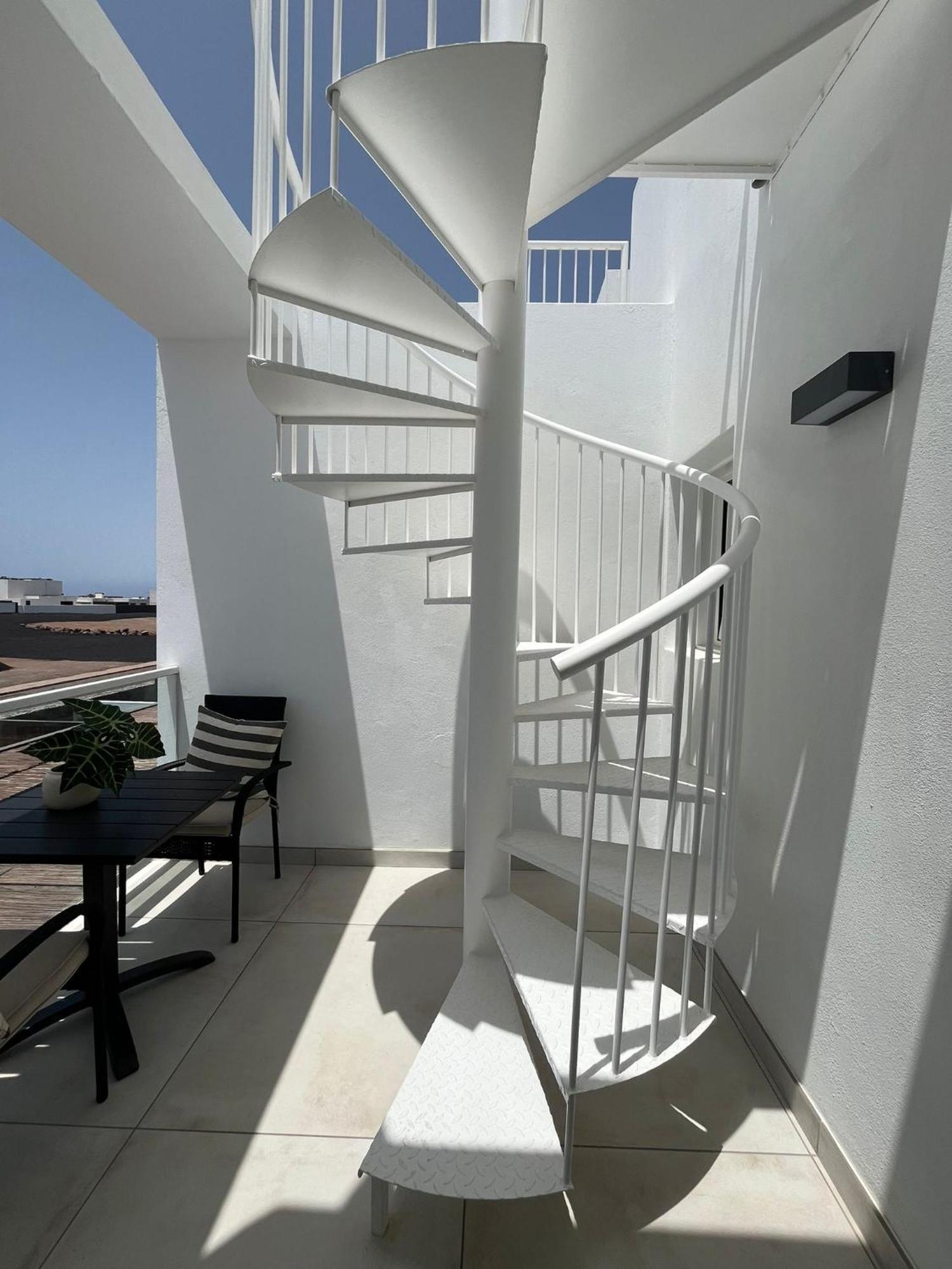 Serena Holiday Homes By Livvo Playa Blanca  Exterior photo