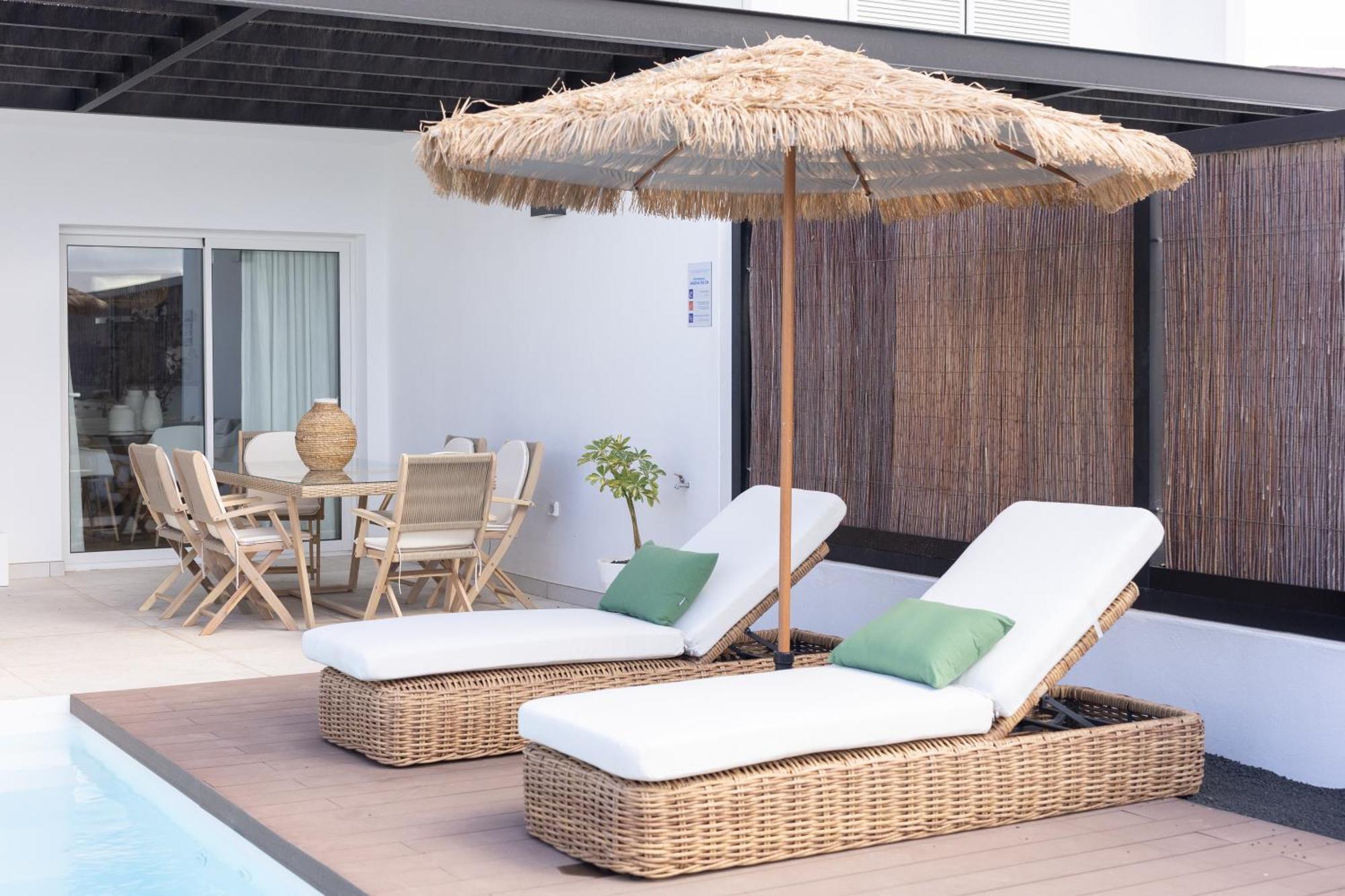 Serena Holiday Homes By Livvo Playa Blanca  Exterior photo