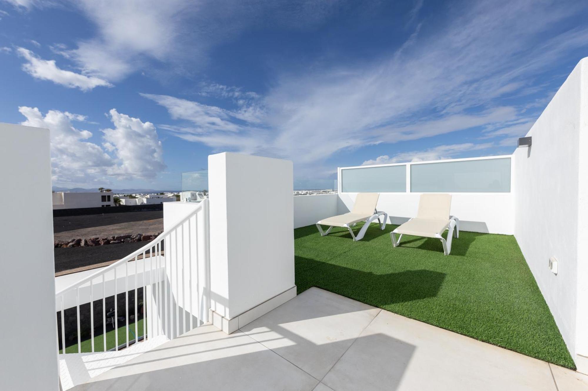 Serena Holiday Homes By Livvo Playa Blanca  Exterior photo